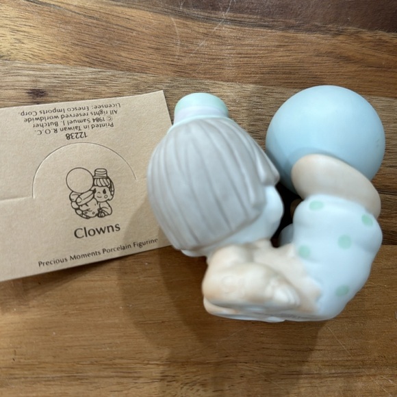 Precious Moments Clowns 12238 1984 - Picture 11 of 12